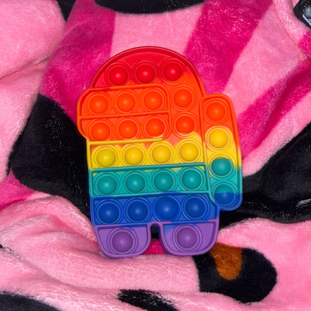 rainbow small among us pop it